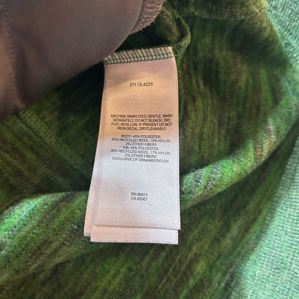 Mountain Hardwear Green Women's Sweater 4024 - Picture 3 of 4